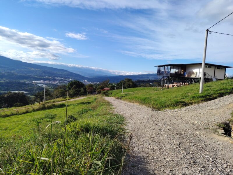 Lote en zona turística de Moniquirá – 1000 m²