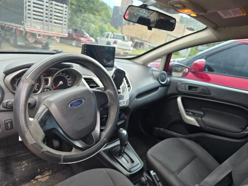 Ford Fiesta 2011 – Excelente Estado y Listo para Traspaso